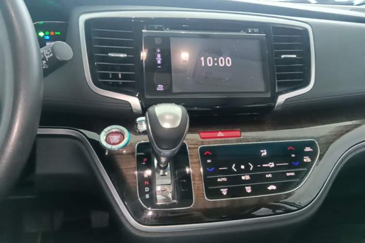 Used Honda Odyssey 2017 2.4L Smart Edition Audio And AC Panel
