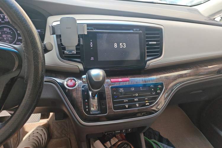 Used Honda Odyssey 2017 2.4L Luxury Edition Audio And AC Panel