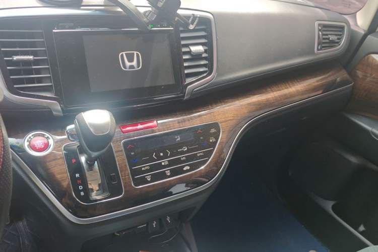 Used Honda Odyssey 2017 2.4L Smart Edition Audio And AC Panel