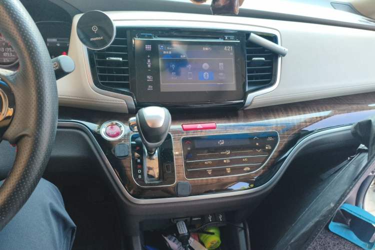 Used Honda Odyssey 2017 2.4L Luxury Edition Audio And AC Panel