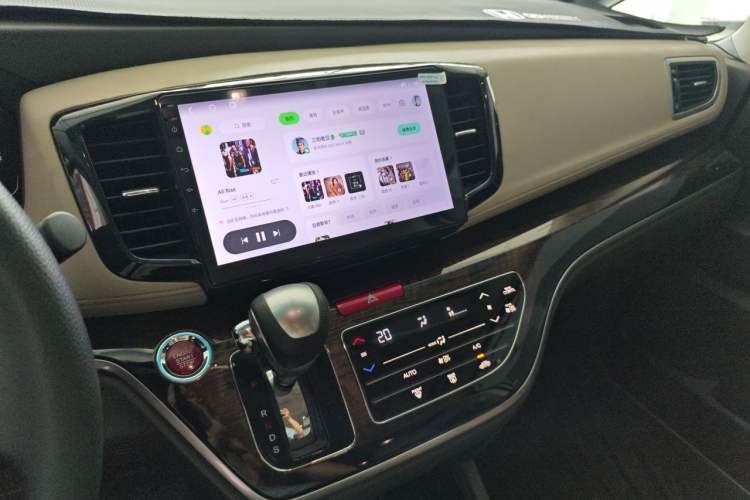 Used Honda Odyssey 2017 2.4L Luxury Edition Audio And AC Panel