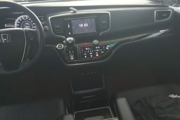 Used Honda Odyssey 2017 2.4L Smart Edition Audio And AC Panel