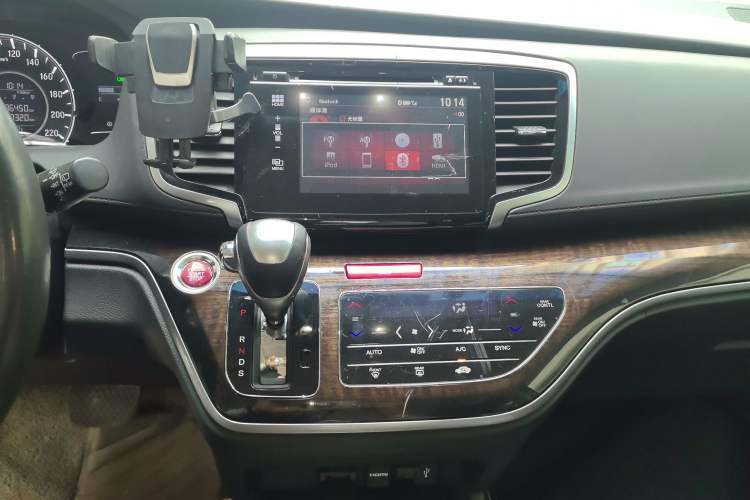 Used Honda Odyssey 2017 2.4L Smart Edition Audio And AC Panel