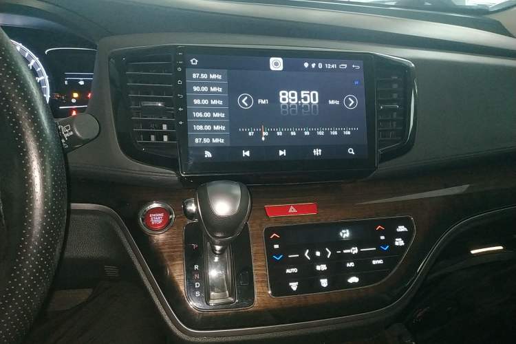 Used Honda Odyssey 2017 2.4L Smart Edition Audio And AC Panel