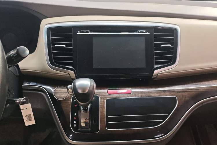 Used Honda Odyssey 2017 2.4L Comfort Edition Audio And AC Panel