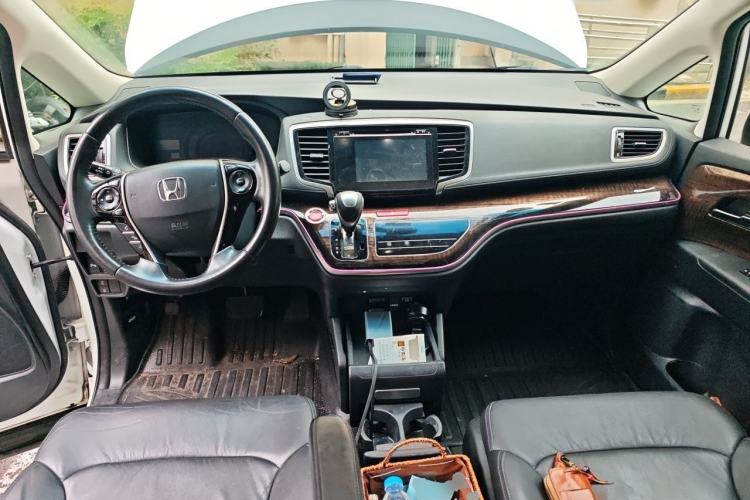 Used Honda Odyssey 2017 2.4L Smart Edition Center Console