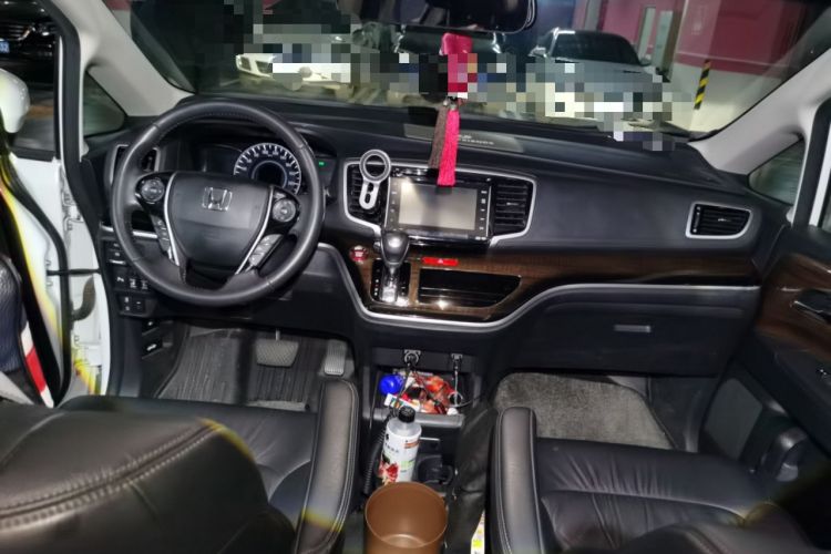 Used Honda Odyssey 2017 2.4L Supreme Edition Center Console