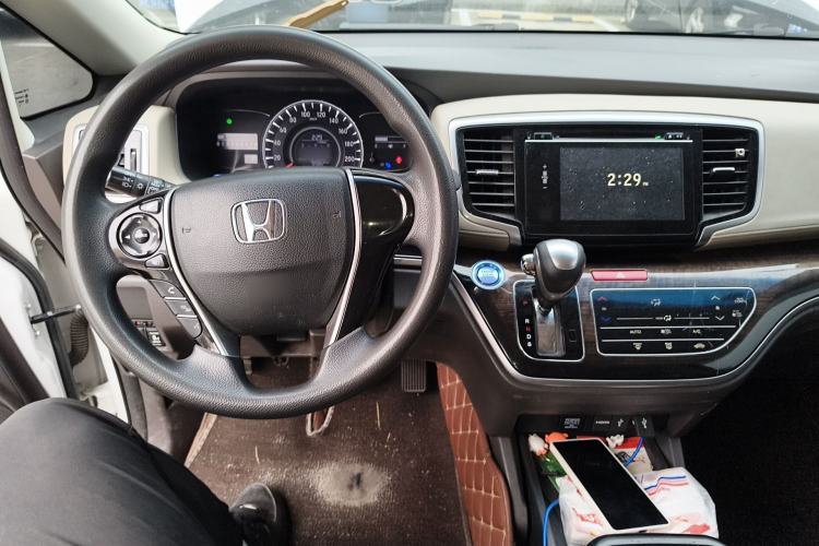 Used Honda Odyssey 2017 2.4L Luxury Edition Center Console