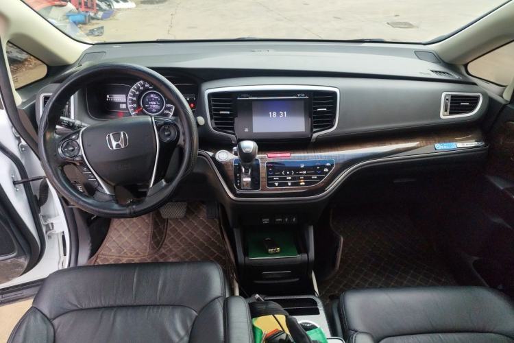 Used Honda Odyssey 2017 2.4L Smart Edition Center Console
