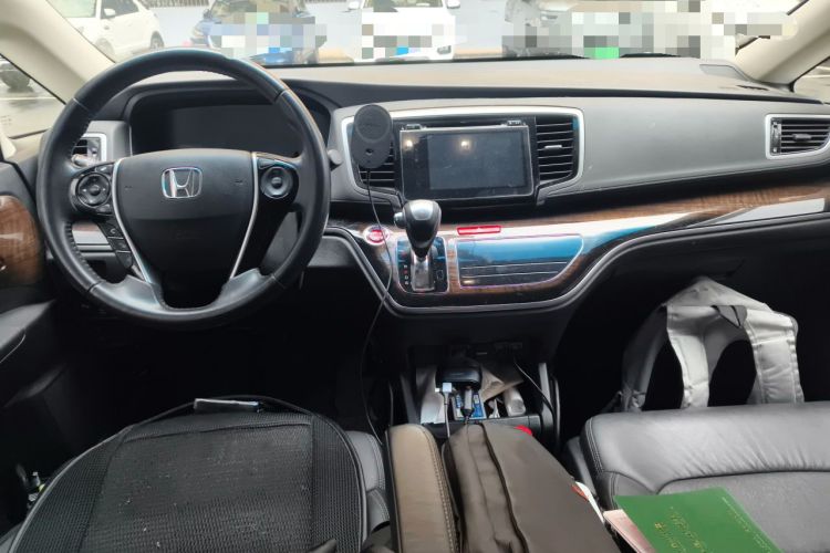 Used Honda Odyssey 2017 2.4L Smart Edition Center Console