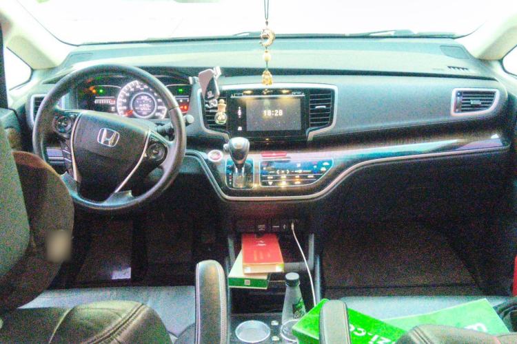 Used Honda Odyssey 2017 2.4L Smart Edition Center Console