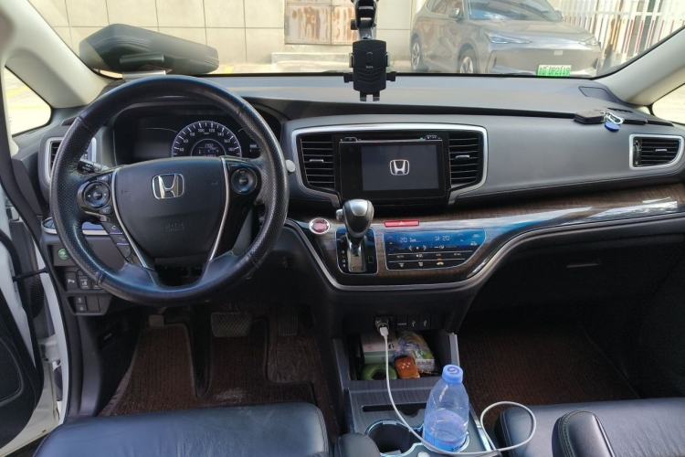 Used Honda Odyssey 2017 2.4L Smart Edition Center Console