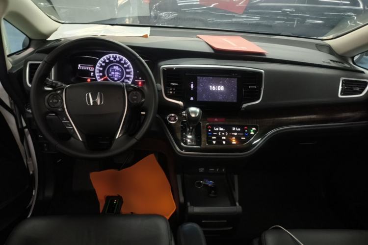 Used Honda Odyssey 2017 2.4L Smart Edition Center Console
