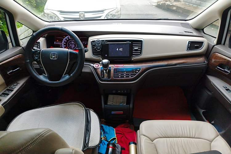 Used Honda Odyssey 2017 2.4L Luxury Edition Center Console