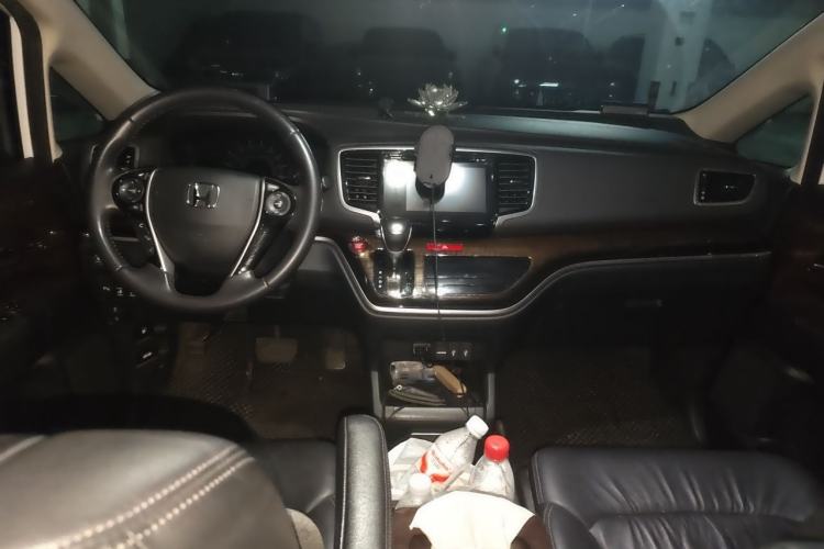 Used Honda Odyssey 2017 2.4L Smart Welfare Edition Center Console
