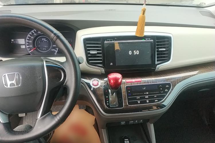 Used Honda Odyssey 2017 2.4L Luxury Edition Center Console