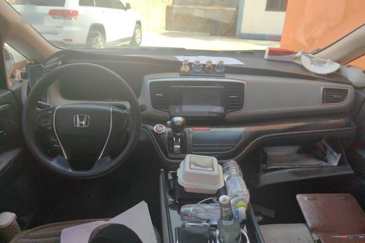 Used Honda Odyssey 2017 2.4L Luxury Edition Center Console
