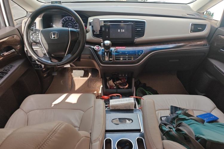 Used Honda Odyssey 2017 2.4L Luxury Edition Center Console