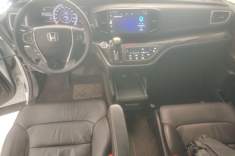 Used Honda Odyssey 2017 2.4L Smart Edition Center Console