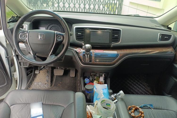 Used Honda Odyssey 2017 2.4L Smart Edition Center Console