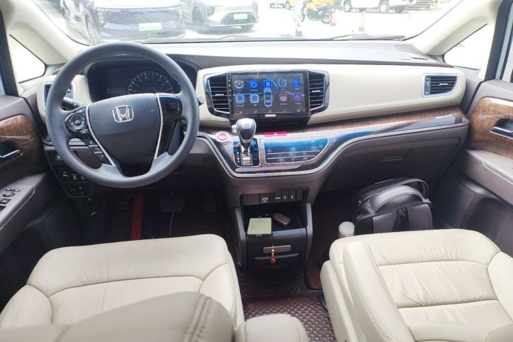 Used Honda Odyssey 2017 2.4L Luxury Edition Center Console