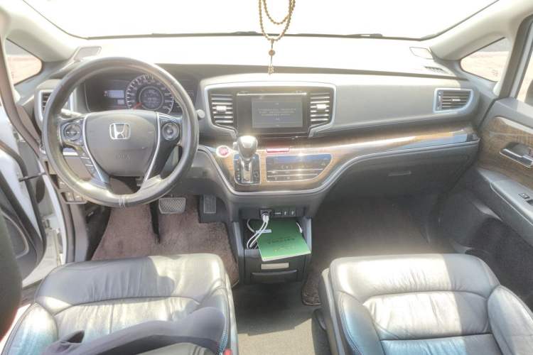 Used Honda Odyssey 2017 2.4L Smart Edition Center Console