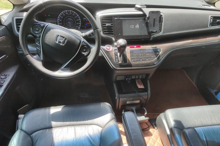 Used Honda Odyssey 2017 2.4L Smart Edition Center Console