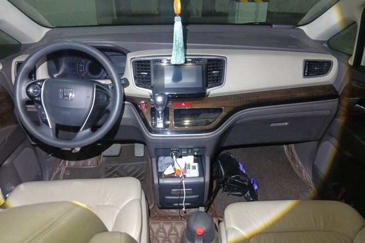 Used Honda Odyssey 2017 2.4L Luxury Edition Center Console
