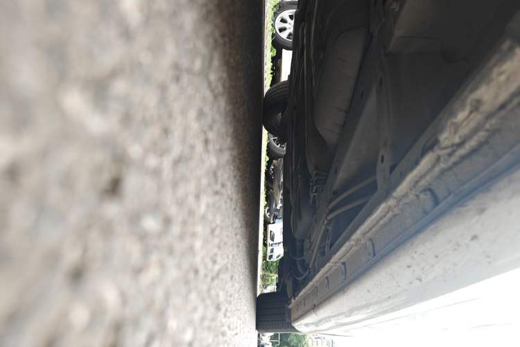 Used Honda Odyssey 2017 2.4L Luxury Edition Chassis Front Left
