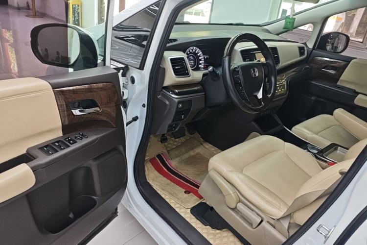 Used Honda Odyssey 2017 2.4L Comfort Edition Driver Seat