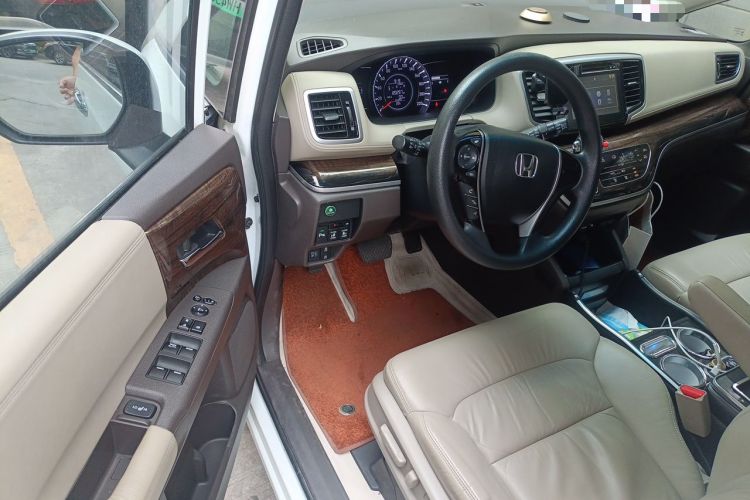 Used Honda Odyssey 2017 2.4L Luxury Edition Driver Seat