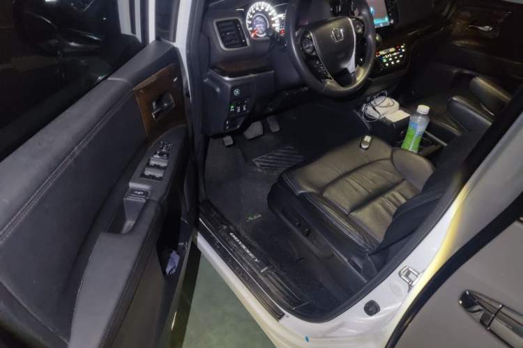 Used Honda Odyssey 2017 2.4L Smart Edition Driver Seat