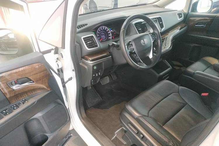 Used Honda Odyssey 2017 2.4L Smart Edition Driver Seat