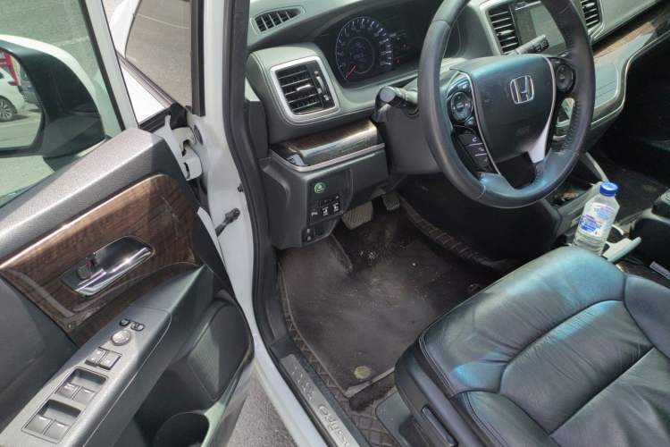 Used Honda Odyssey 2017 2.4L Smart Edition Driver Seat