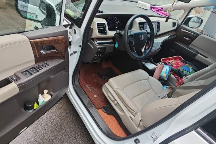 Used Honda Odyssey 2017 2.4L Luxury Edition Driver Seat