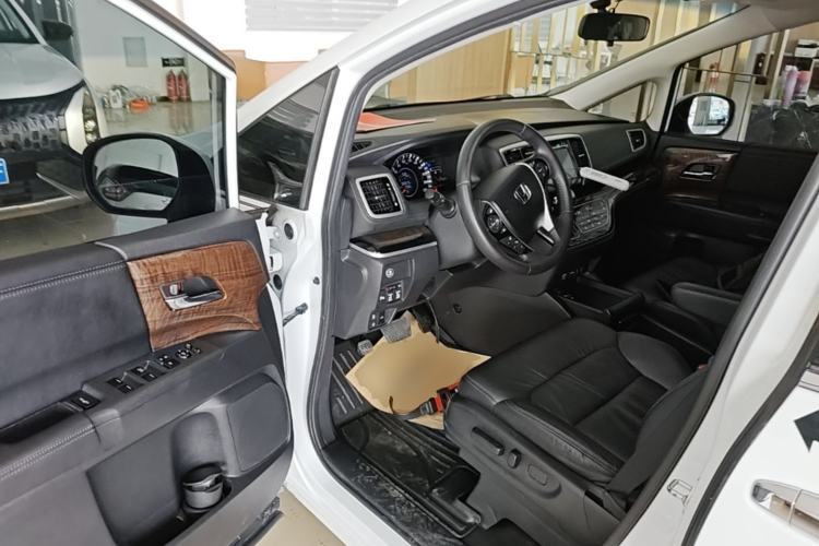 Used Honda Odyssey 2017 2.4L Smart Edition Driver Seat