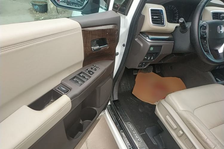 Used Honda Odyssey 2017 2.4L Luxury Edition Driver Seat