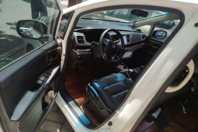 Used Honda Odyssey 2017 2.4L Smart Edition Driver Seat