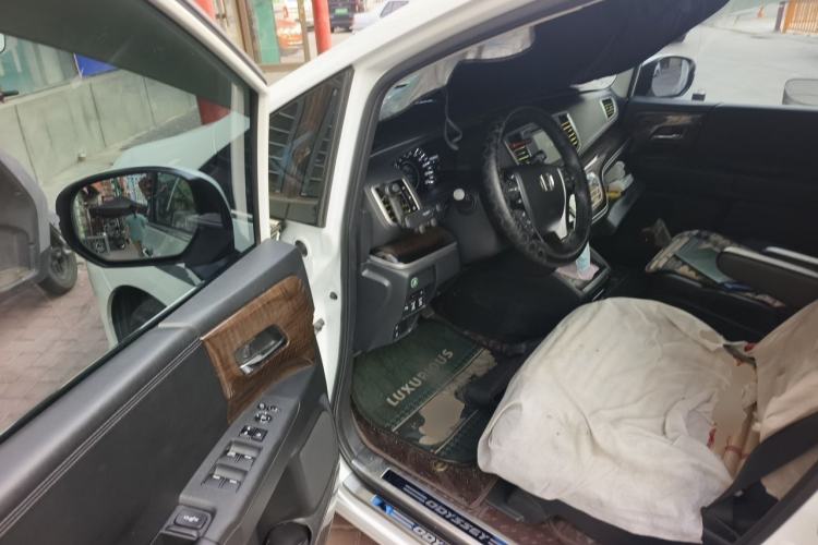 Used Honda Odyssey 2017 2.4L Smart Edition Driver Seat