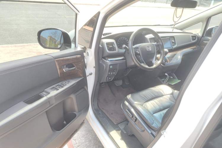 Used Honda Odyssey 2017 2.4L Smart Edition Driver Seat