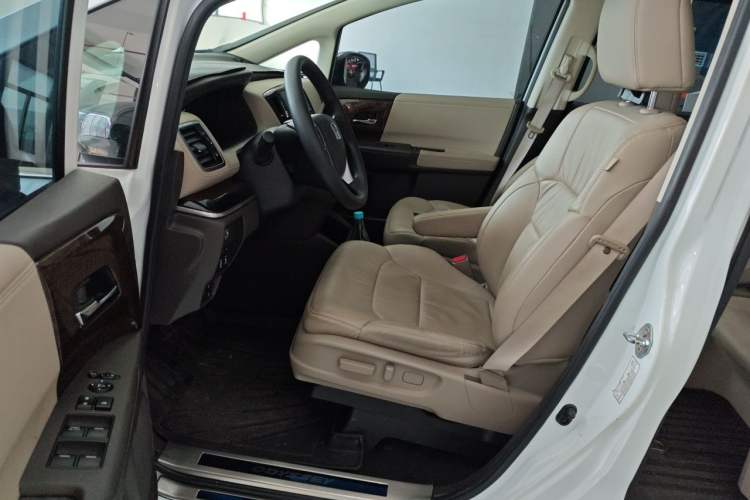 Used Honda Odyssey 2017 2.4L Luxury Edition Driver Seat