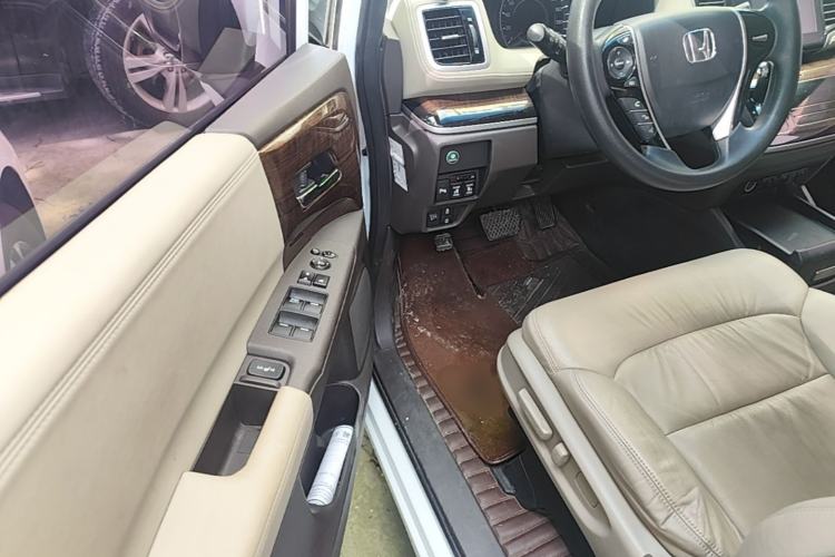 Used Honda Odyssey 2017 2.4L Luxury Edition Driver Seat