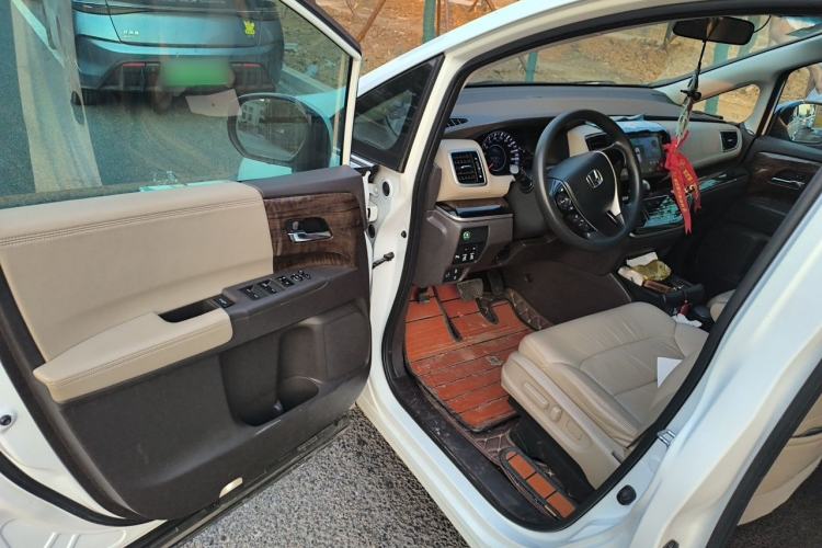 Used Honda Odyssey 2017 2.4L Luxury Edition Driver Seat