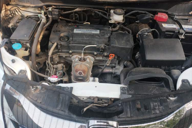 Used Honda Odyssey 2017 2.4L Smart Edition Engine Bay