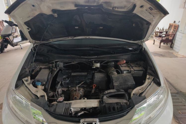 Used Honda Odyssey 2017 2.4L Smart Edition Engine Bay