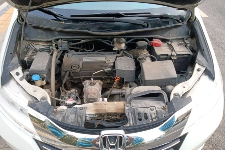 Used Honda Odyssey 2017 2.4L Smart Edition Engine Bay
