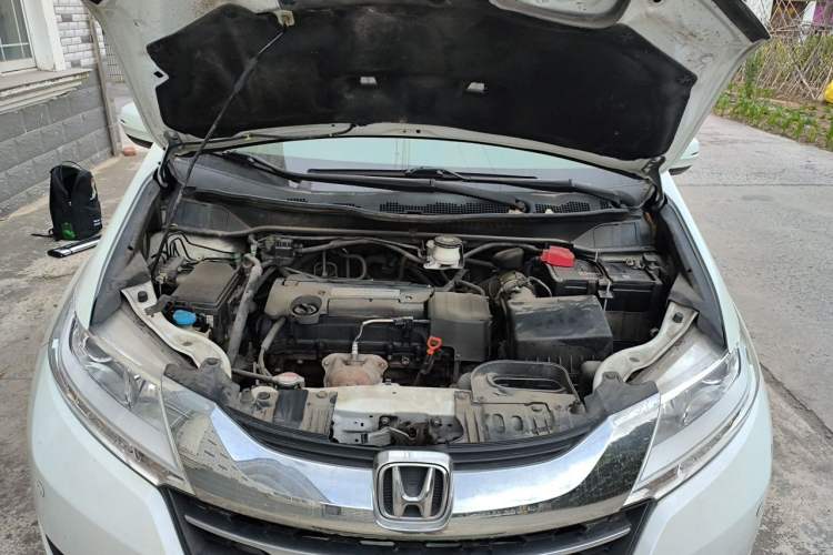 Used Honda Odyssey 2017 2.4L Luxury Edition Engine Bay