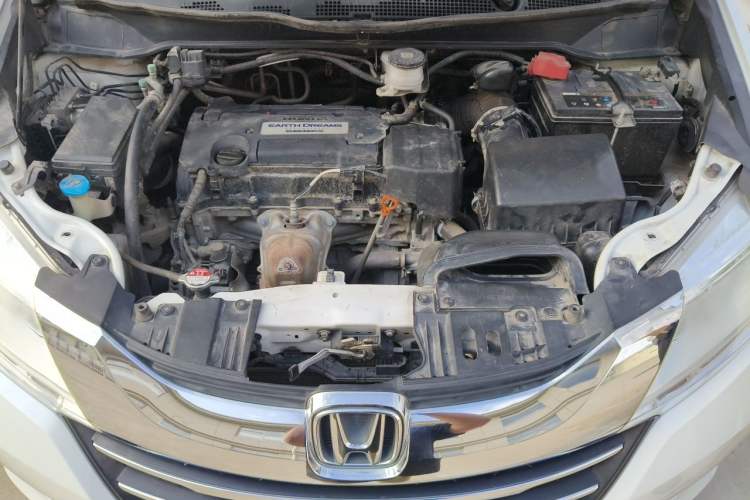 Used Honda Odyssey 2017 2.4L Smart Edition Engine Bay
