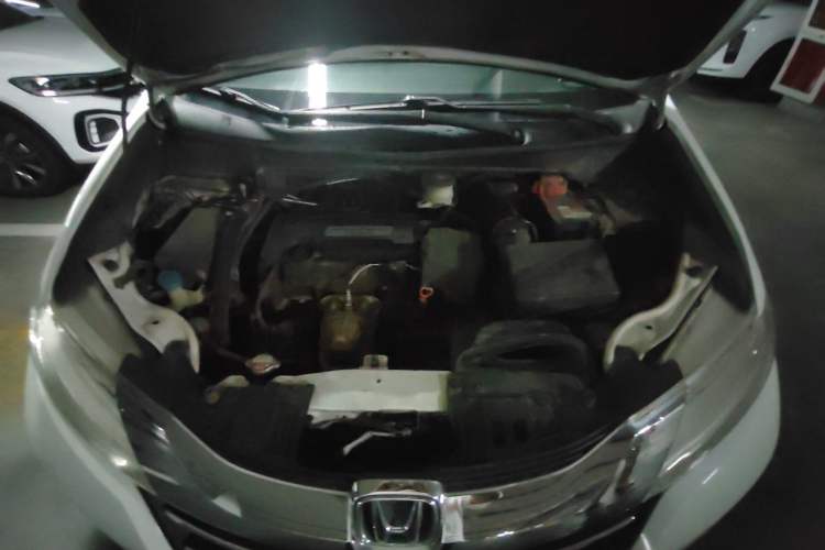 Used Honda Odyssey 2017 2.4L Smart Edition Engine Bay