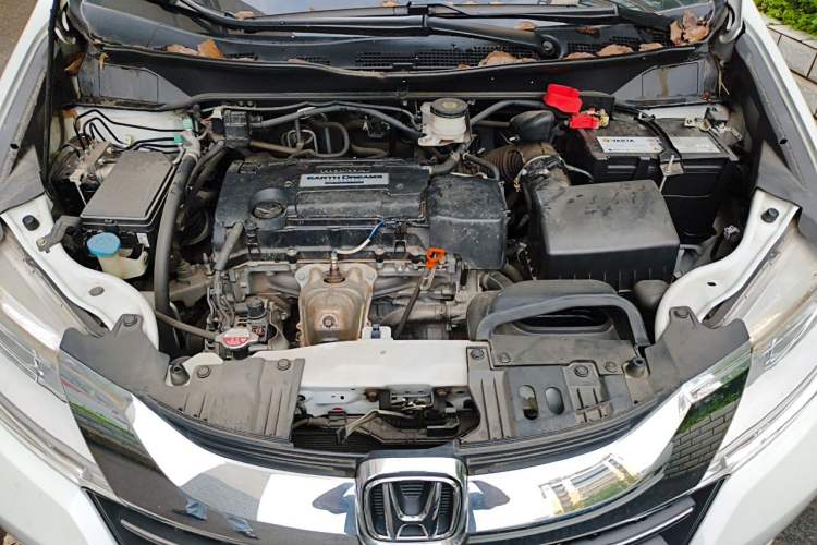 Used Honda Odyssey 2017 2.4L Luxury Edition Engine Bay